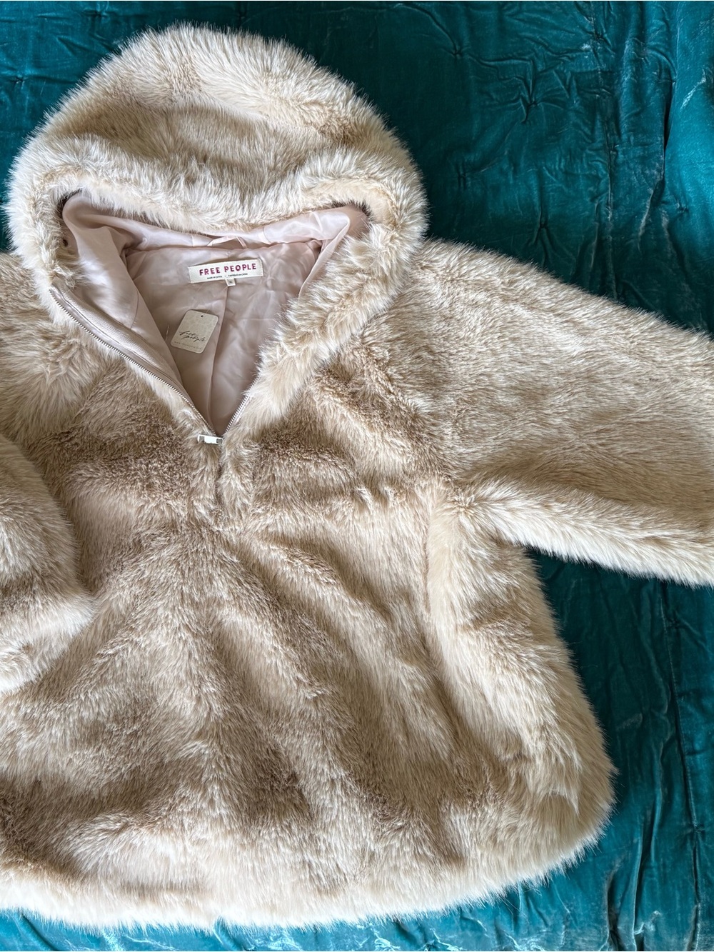NEW with tags Free People rare Cream Faux Fur Hooded jacket teddy bear festival